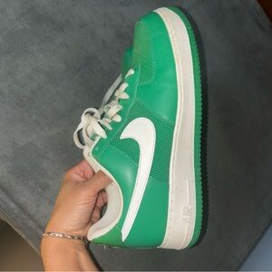 Nike Air Force 1 07’ vintage lucky green